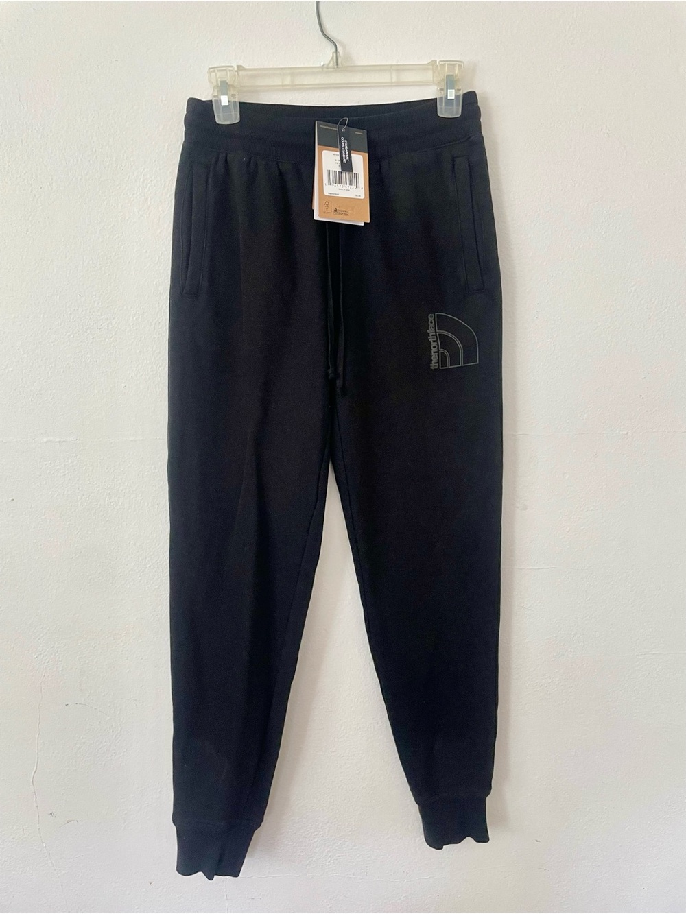 NWT - The North Face Women’s Black Logo Sweatpants